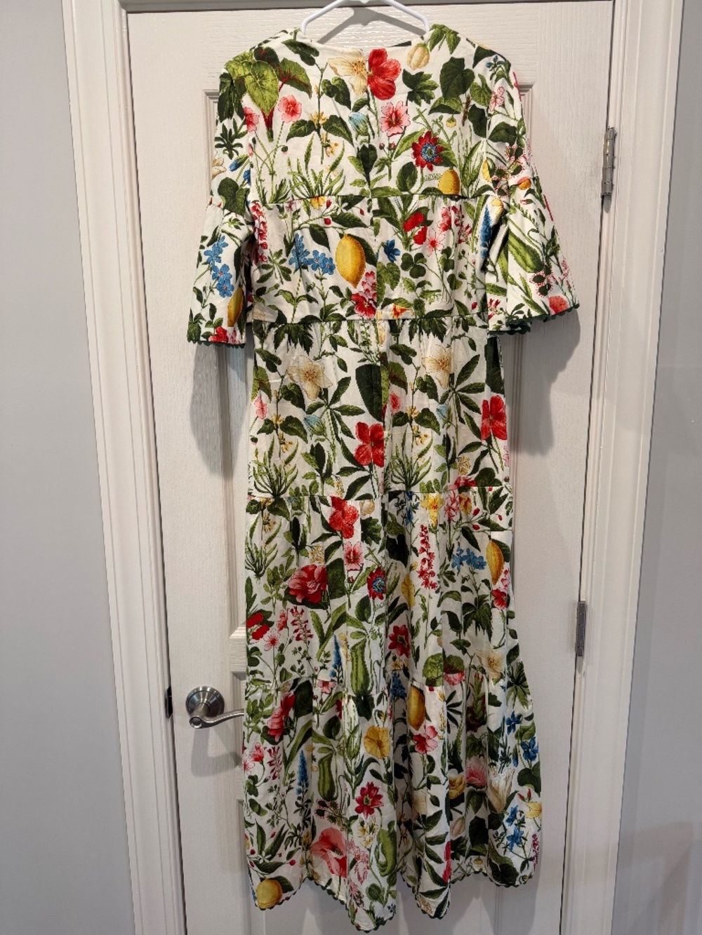 Tuckernuck Blooming Botanical Dress NWT Size M - Picture 3 of 6